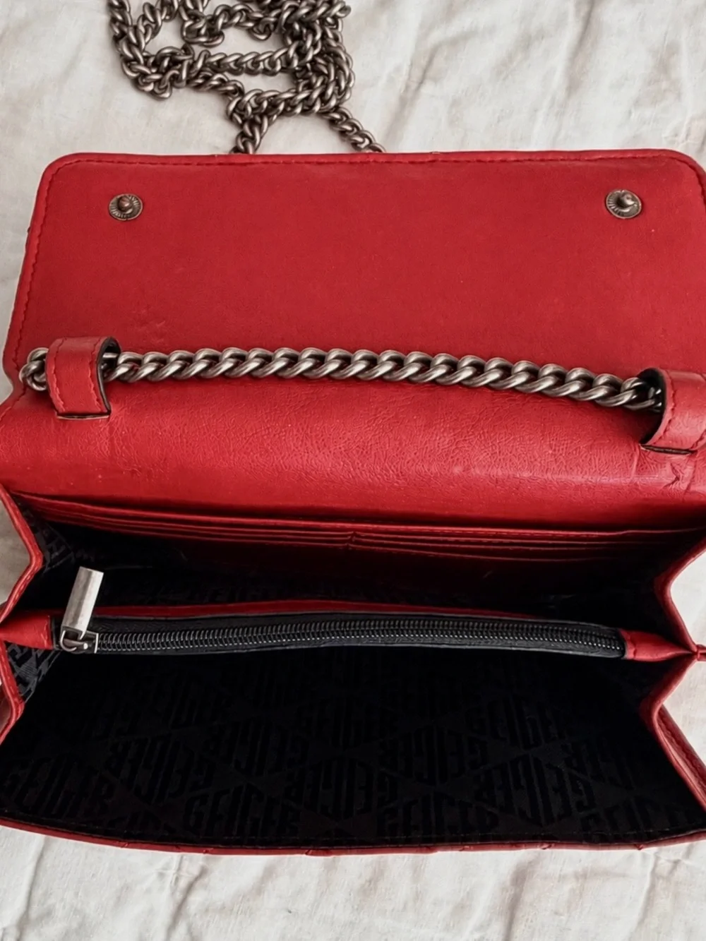 Kurt Geiger London Brixton Red Quilted Chain Wallet Leather Crossbody Small Bag